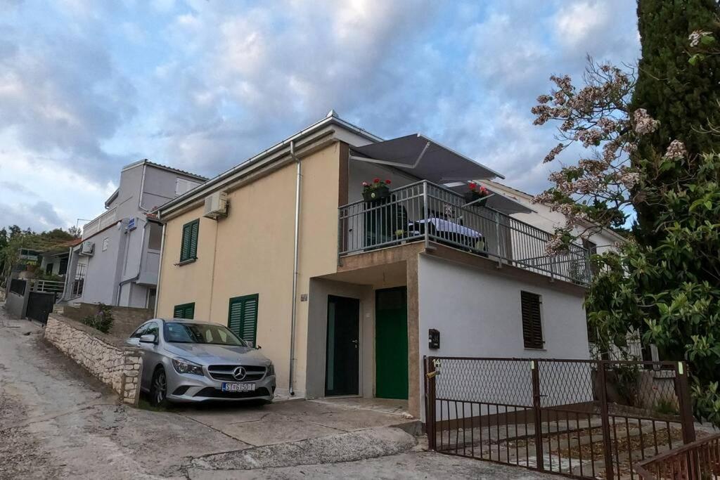 Kn House With Two Apartments Near Sea Rogoznica  Εξωτερικό φωτογραφία