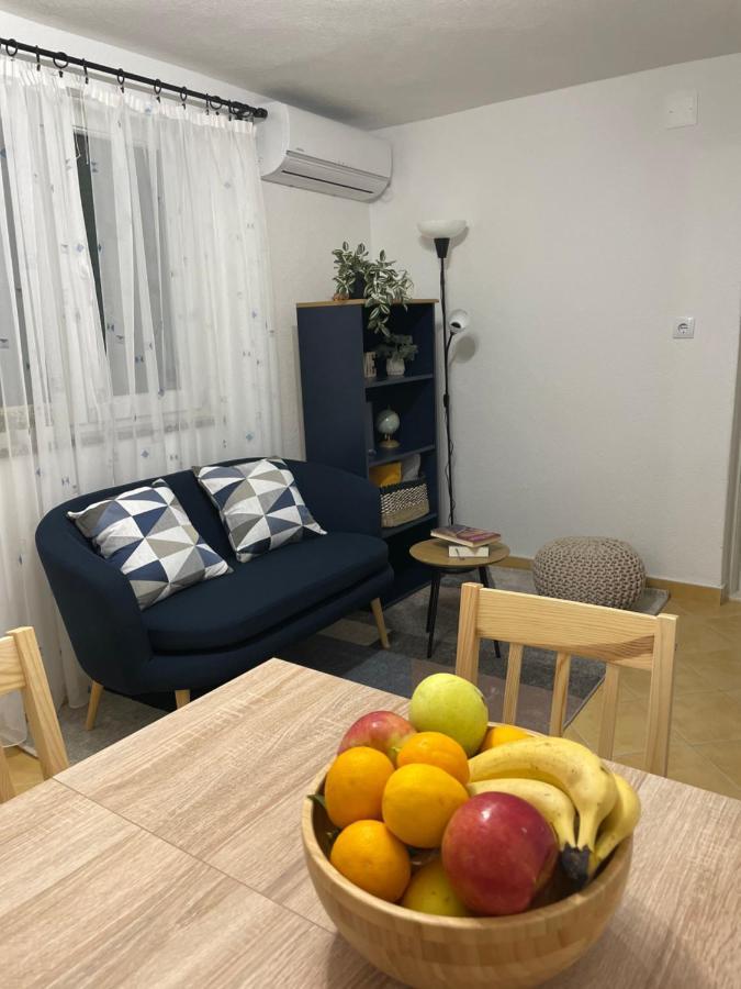 Kn House With Two Apartments Near Sea Rogoznica  Εξωτερικό φωτογραφία